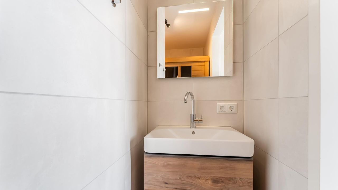 BathRoom BathRoom